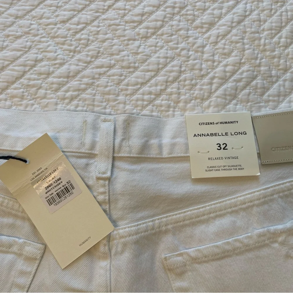 Citizens Of Humanity // Annabelle Long // White // Distressed Denim Shorts